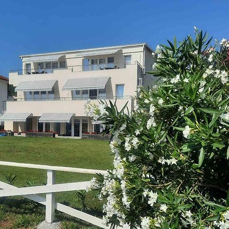 B&B Apartments Dojran Exterior photo