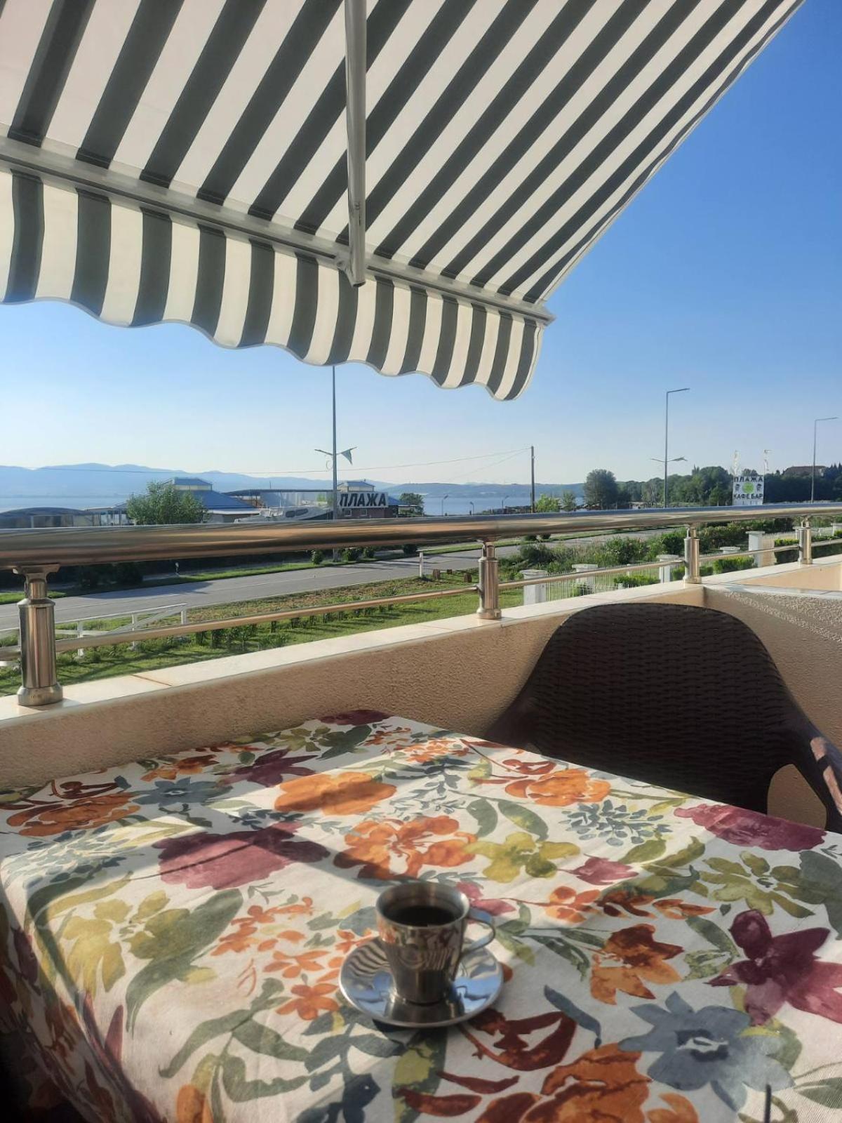 B&B Apartments Dojran Exterior photo
